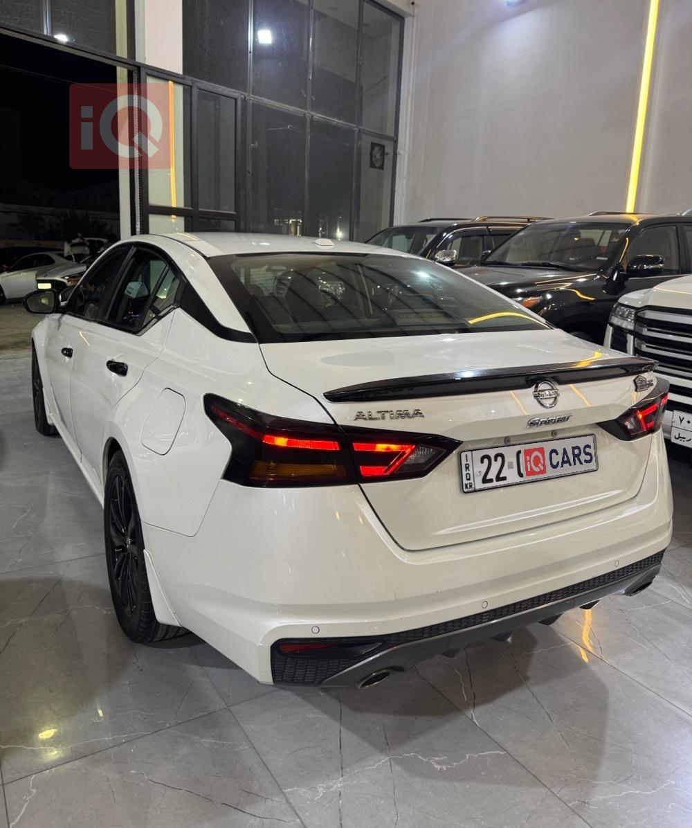 https://cdn.iqcars.io94a70f9f-2dde-406f-8bf8-0746e737cb6c_7.jpg
